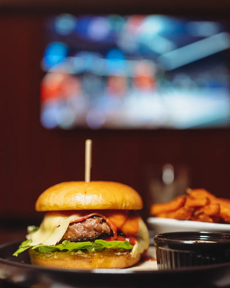ARAMIS Burger